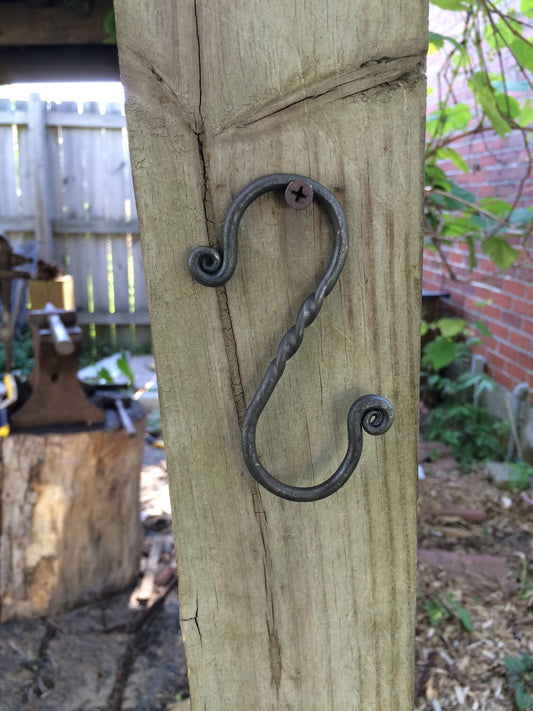 S-Hook - Elegant