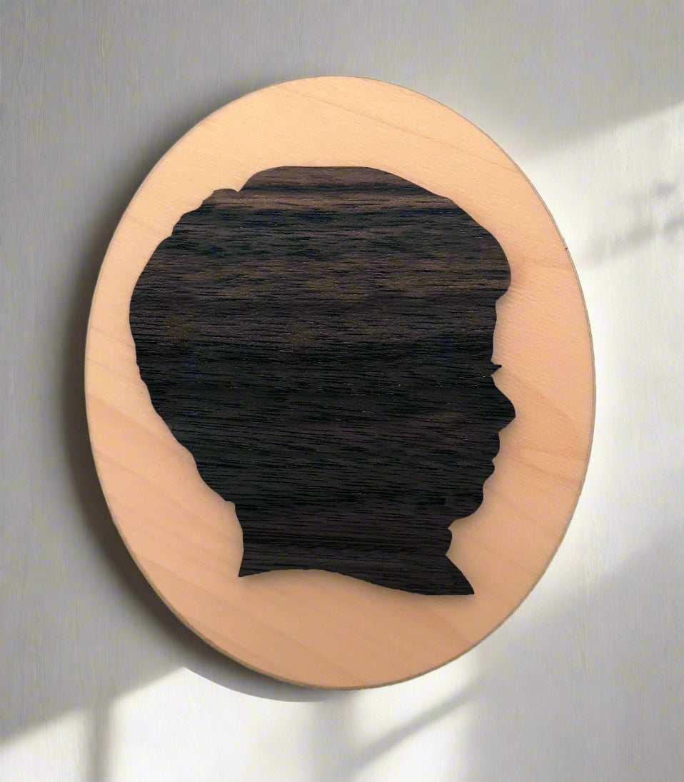 Custom Wooden Silhouette Portrait – Handmade from Baltic Birch